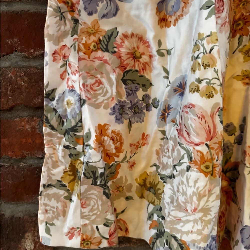 Vintage Floral Print Women's Skirt - Picture 4 of 9